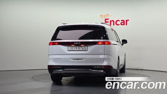 Kia Carnival 2023 — Şəkil 4/20