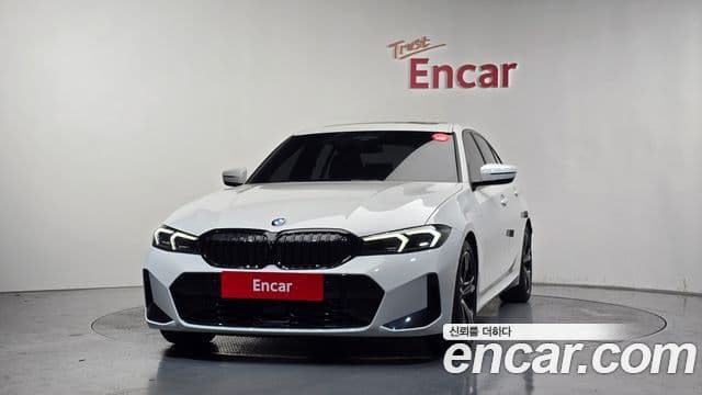 BMW 3 Series 2025 — Photo 20/34
