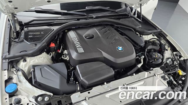 BMW 3 Series 2025 — Photo 29/34