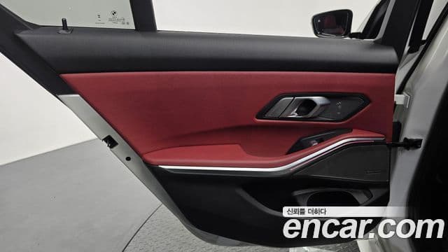 BMW 3 Series 2025 — Photo 34/34