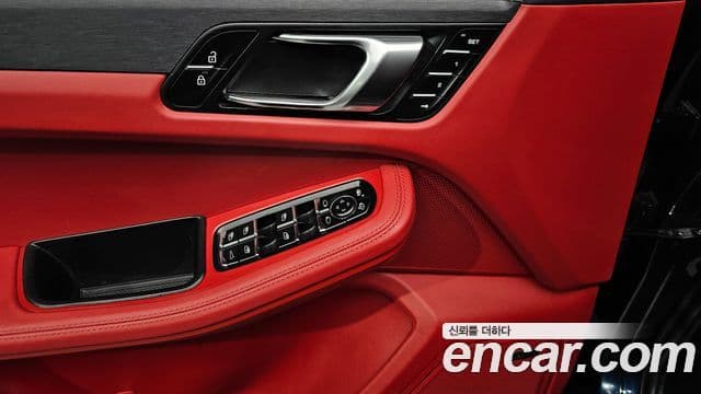 Porsche Macan 2021 — Şəkil 15/20