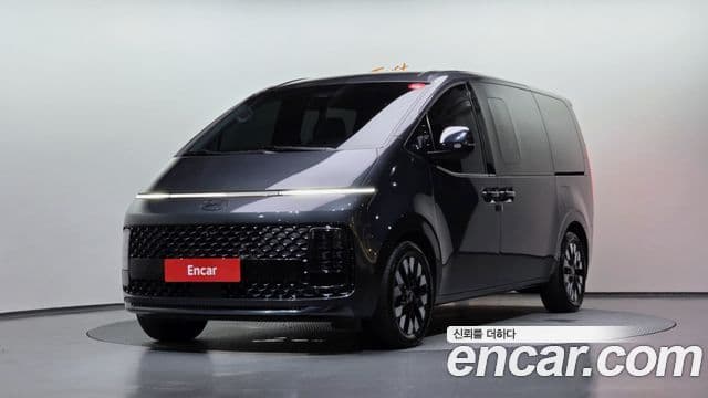 Hyundai Staria 2024 — Фото 10/20