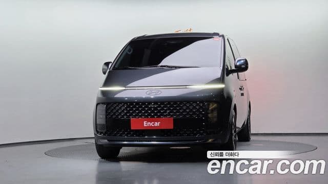 Hyundai Staria 2024 — Фото 2/20