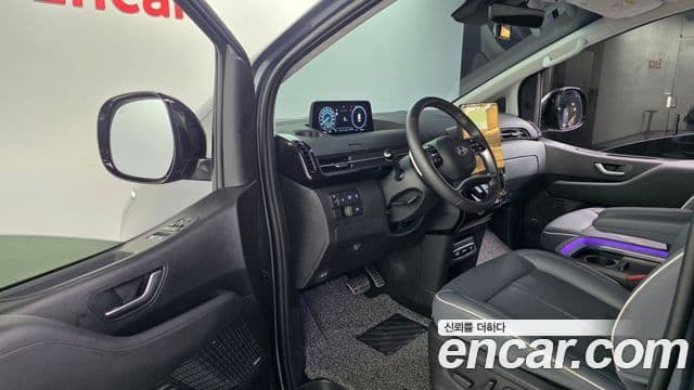 Hyundai Staria 2024 — Фото 9/20