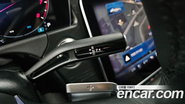 Mercedes-Benz E-Class 2025 — ფოტო 9/20