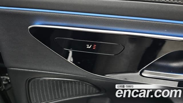 Mercedes-Benz E-Class 2025 — ფოტო 16/20