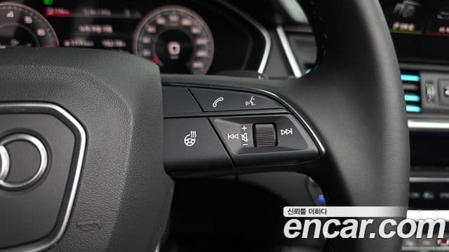 Audi Q5 2024 — ფოტო 20/39