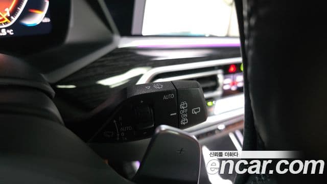 BMW X7 2022 — ფოტო 7/33