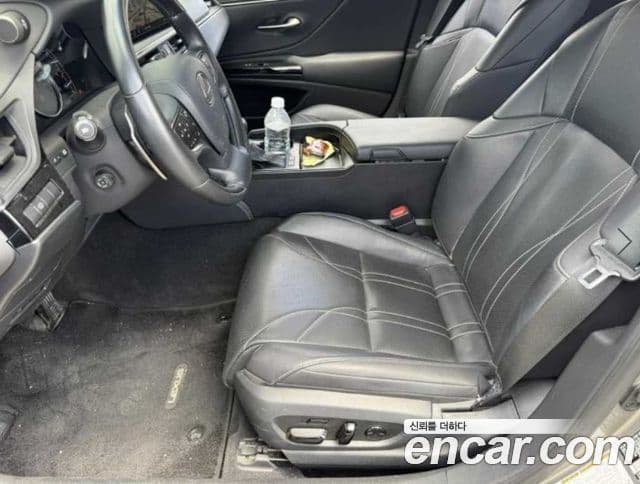 Lexus ES300h 2022 — Şəkil 12/14