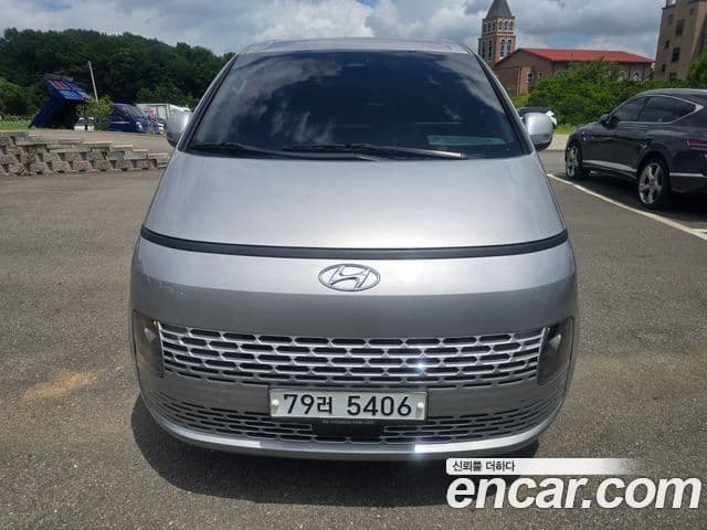 Hyundai Staria 2021 — ფოტო 10/20