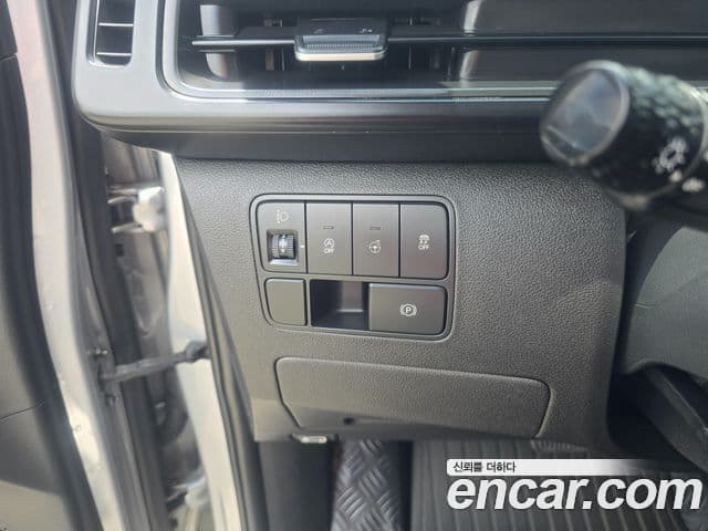 Hyundai Staria 2021 — фото 14 из 20
