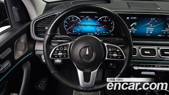 Mercedes-Benz GLE-Class 2022 — Фото 13/20