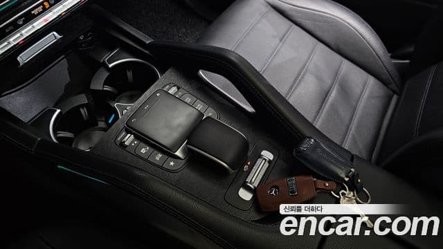 Mercedes-Benz GLE-Class 2022 — Фото 16/20