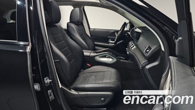 Mercedes-Benz GLE-Class 2022 — Photo 36/39