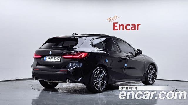 BMW 1 Series 2021 — Şəkil 1/20