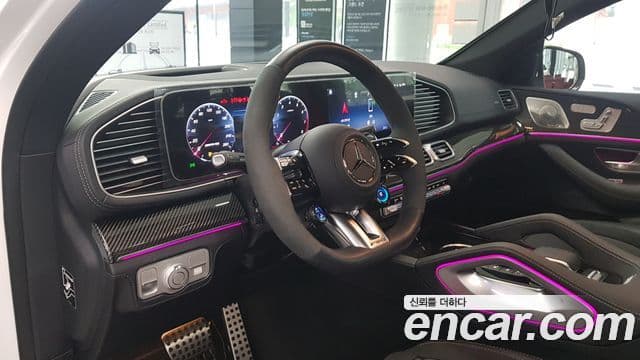 Mercedes-Benz GLE-Class 2025 — ფოტო 12/17