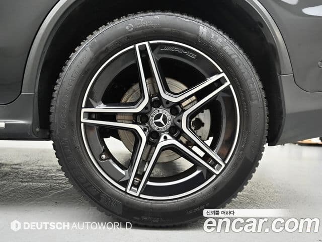 Mercedes-Benz GLC-Class 2023 — ფოტო 4/20