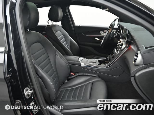 Mercedes-Benz GLC-Class 2023 — ფოტო 8/20