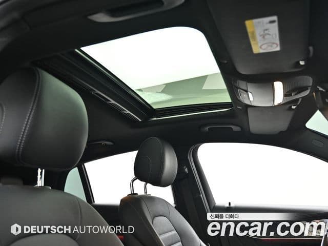 Mercedes-Benz GLC-Class 2023 — ფოტო 18/20