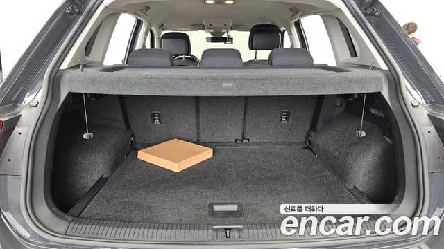 Volkswagen Tiguan 2018 — фото 20 из 20