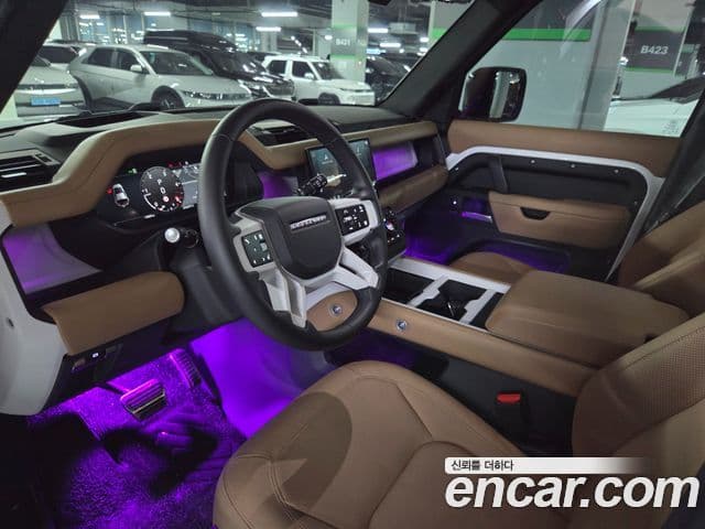 Land Rover Defender 2025 — фото 6 из 20