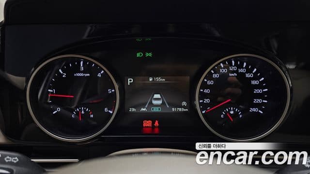 Kia Carnival 2021 — Фото 8/20