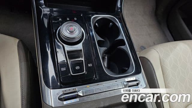 Kia Carnival 2021 — Фото 9/20