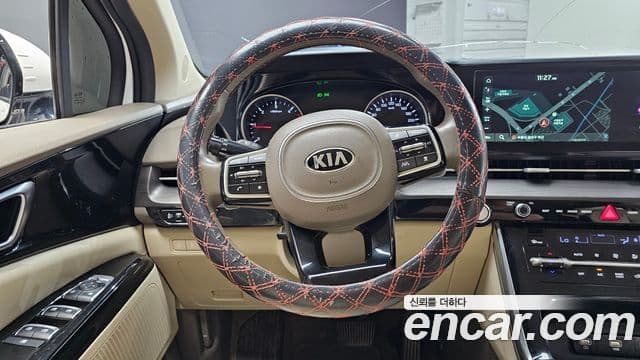 Kia Carnival 2021 — Фото 13/20