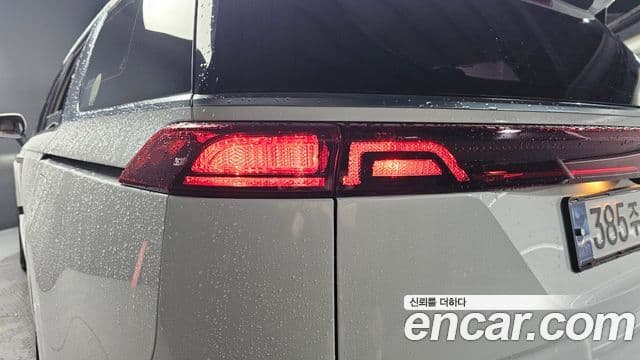 Kia Carnival 2021 — Photo 4/30