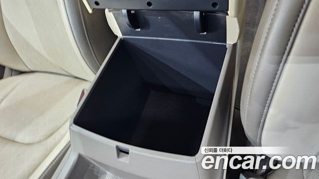 Kia Carnival 2021 — Photo 9/30