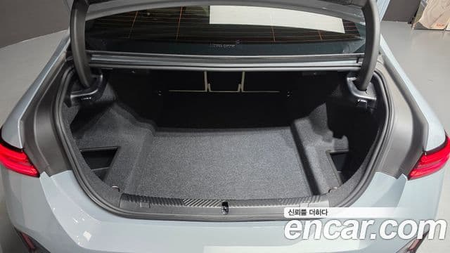 BMW 5 Series 2025 — Şəkil 17/20