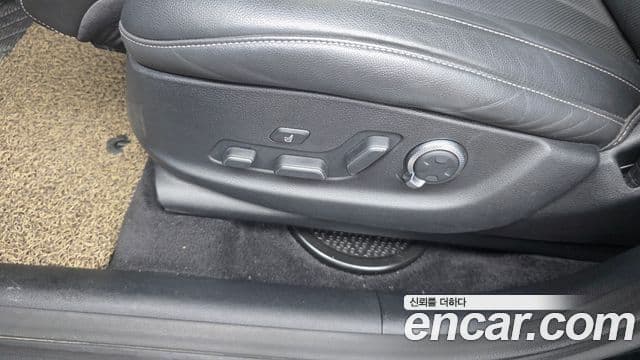 Genesis GV80 2020 — Photo 30/39