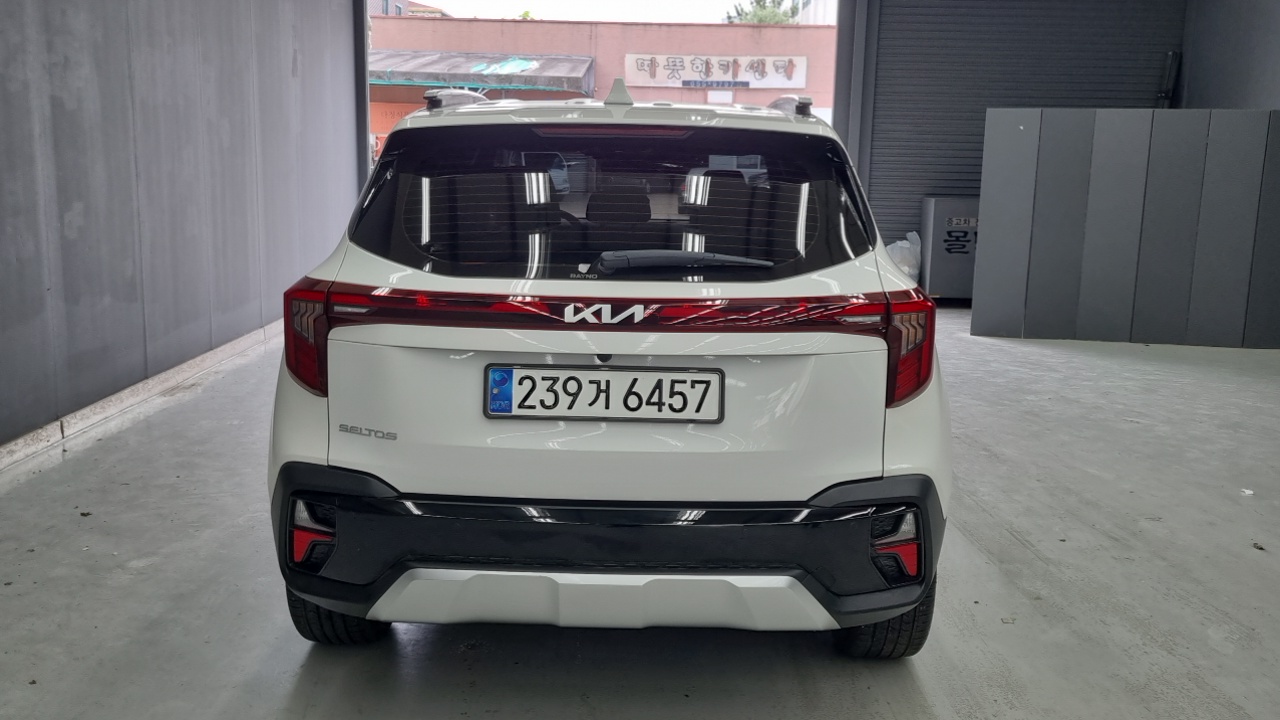 Kia Seltos 2025 — Şəkil 3/18
