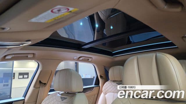 Bentley Bentayga 2018 — Photo 4/20