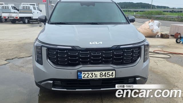 Kia Carnival 2024 — ფოტო 1/9