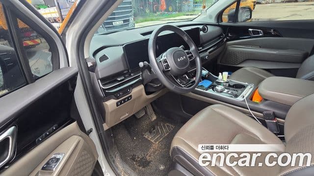 Kia Carnival 2024 — ფოტო 6/9