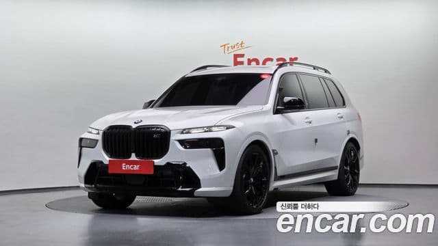 BMW X7 2025 — Şəkil 9/20