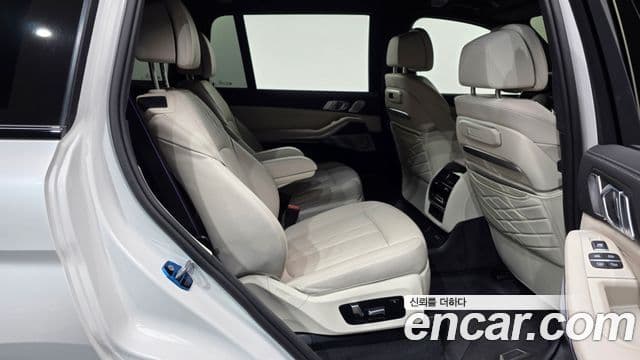 BMW X7 2025 — Şəkil 12/20