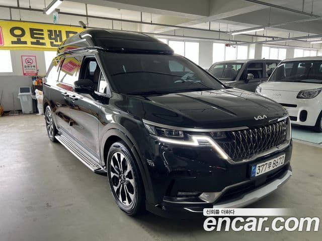 Kia Carnival 2023 — Şəkil 10/20