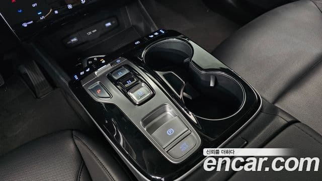 Hyundai The New Tucson 2022 — Фото 9/20