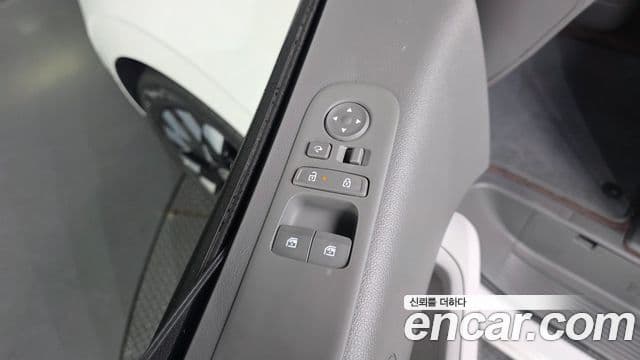 Hyundai Staria 2025 — Şəkil 11/20