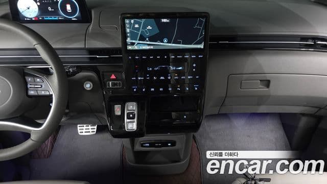 Hyundai Staria 2025 — Şəkil 14/20