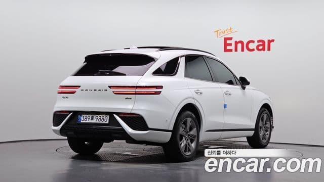 Genesis GV70 2021 — Şəkil 2/20