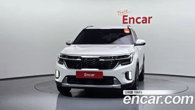 Kia Seltos 2023 — ფოტო 3/20