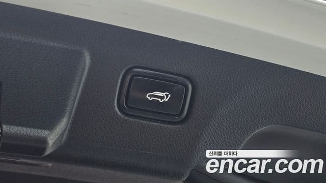 Kia Seltos 2023 — ფოტო 20/20