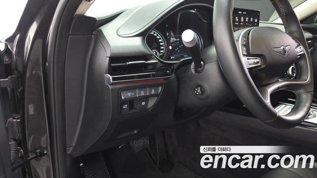 Genesis Electrified G80 2022 — Şəkil 13/20
