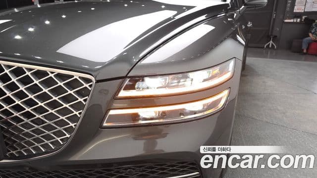 Genesis G80 2022 — Photo 31/32