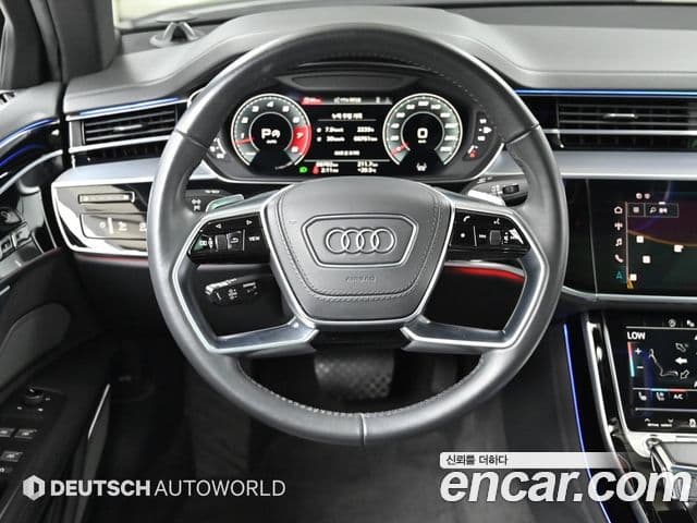 Audi A8 2021 — Фото 13/20