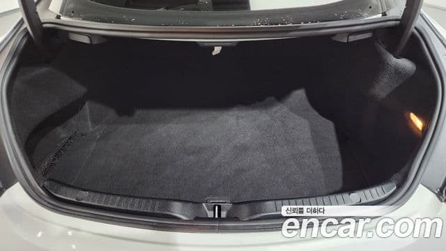 Mercedes-Benz C-Class 2020 — ფოტო 20/20