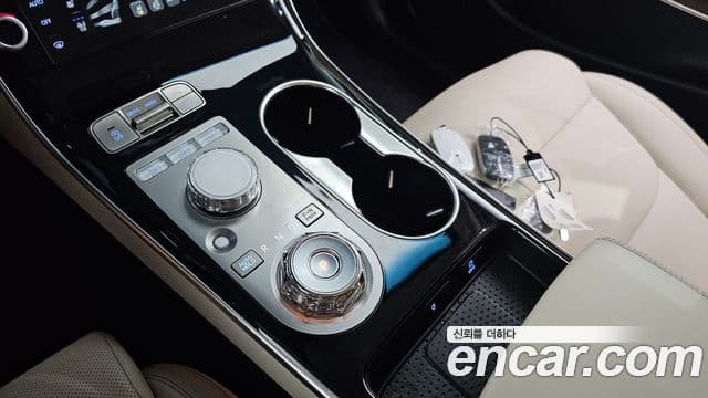 Genesis GV70 2024 — ფოტო 9/20